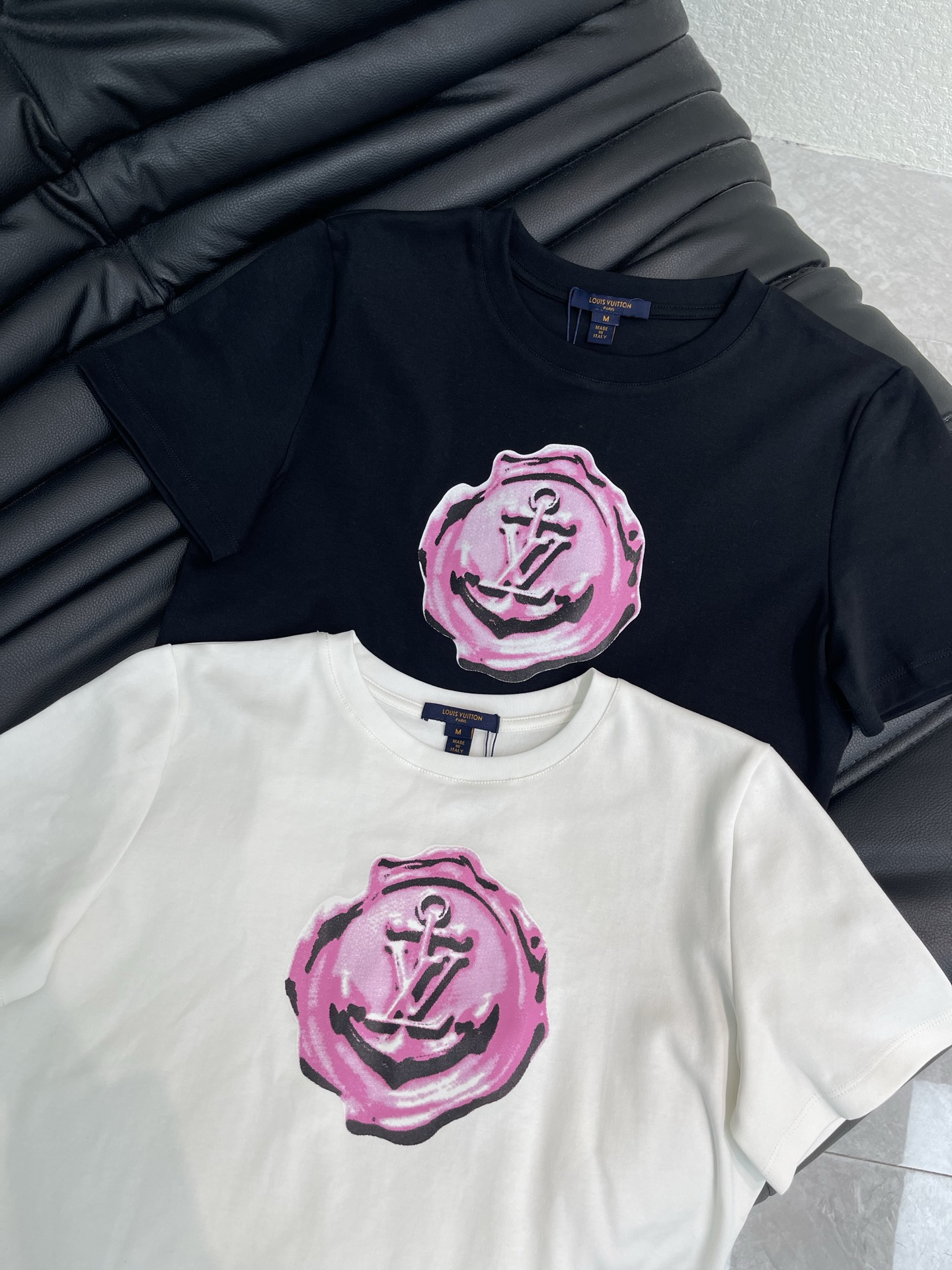Women's short sleeves